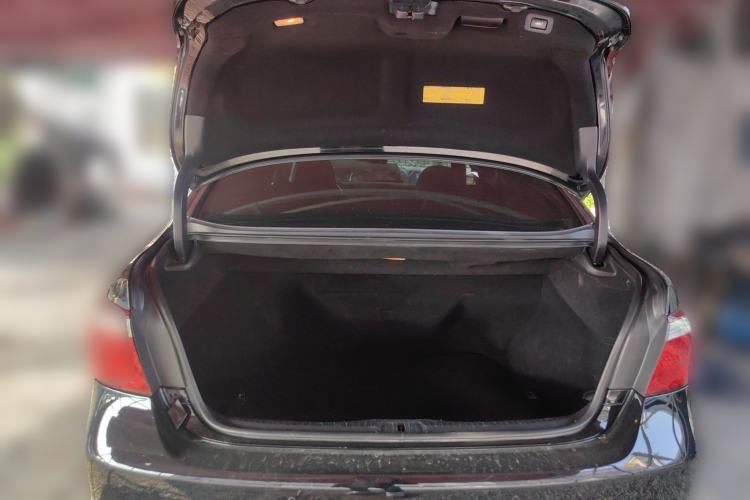Used Lexus LS  Trunk