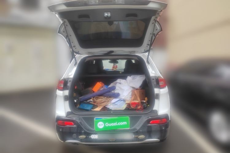 Used Jeep Cherokee 2016 2.0L Superior Edition
