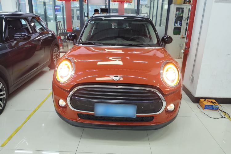 Used MINI 2018 1.5T COOPER Classic Edition Five-Door Version
