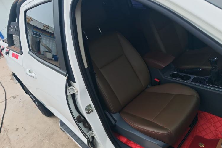 Used Zxauto Terralord 2018 2.5T Diesel Business Edition 4x4 Comfortable Large Double Cab SD4V25R-100 Right Front Seat