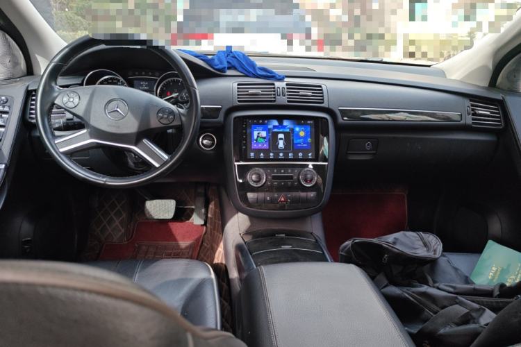 Used Mercedes-Benz R-Class 2017 R 320 4MATIC Business Edition Prestige Model