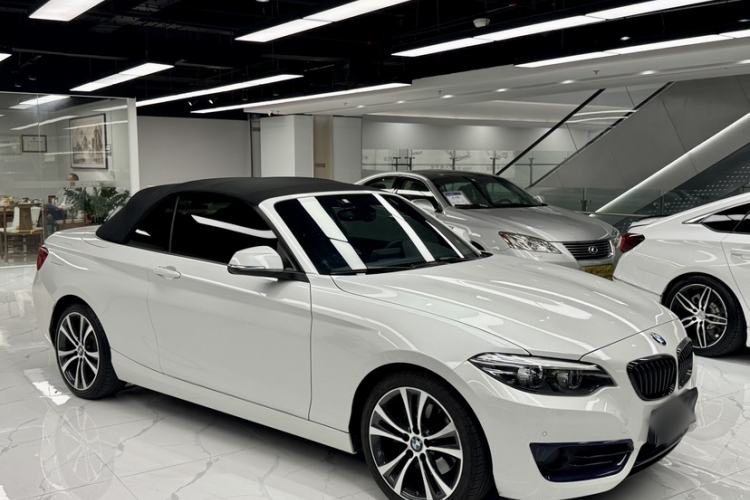Used BMW 2 Series 2019 225i Convertible Coupe Sports Design Package
