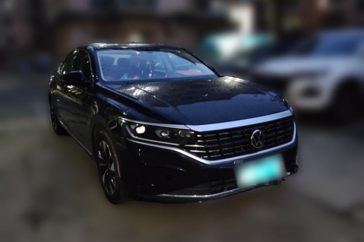 Used Volkswagen Passat 2023 Revised 280TSI Elite Edition Front Right 45 Deg