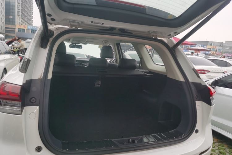 Used CHANGAN OSHAN X7 2021 1.5T Space Freedom Edition with Automatic Parking and Facial Recognition
