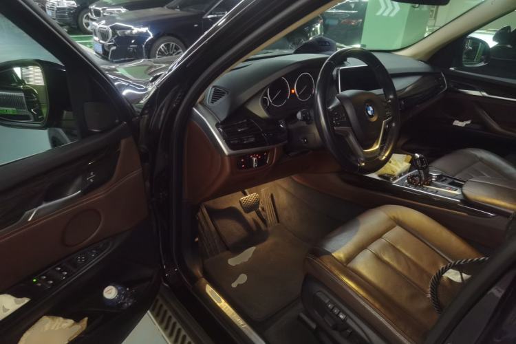 Used BMW X5 2014 xDrive35i Leading Model
