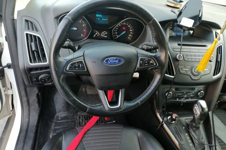 Used Ford Focus 2015 Sedan 1.6L Automatic Trend Model
