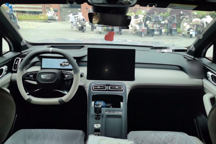 Used Geely Auto FX11 2025 4th Generation 1.5TD DCT Jinxiu
