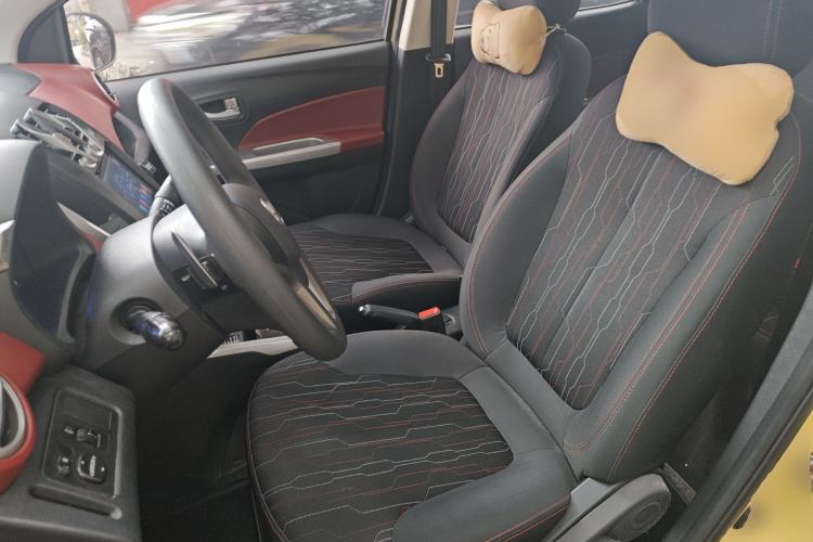 Used CHANGAN Benni 2015 1.4L IMT Luxury Model China V Standard
