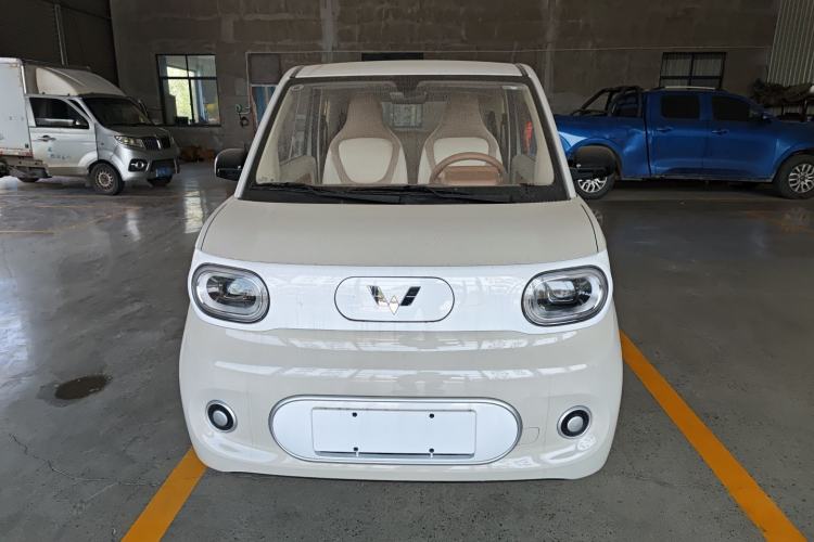 Used Wuling Hongguang MINIEV 2024 3rd Generation 215km Youth Edition Front