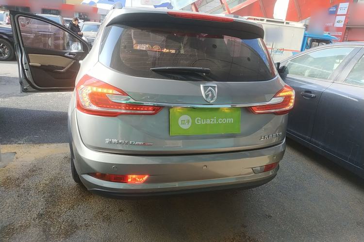 Used Baojun 310W 2017 1.5L Manual Fashion Model China V
