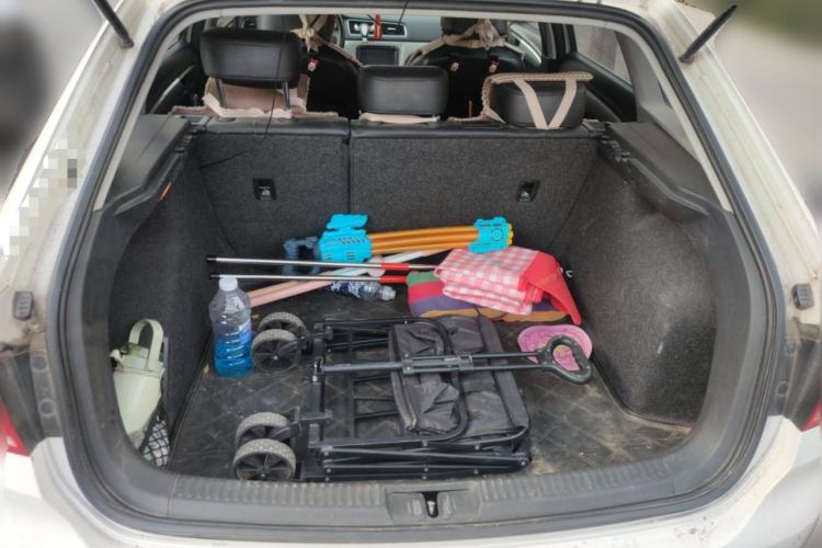 Used Volkswagen Gran Lavida 2013 1.6L Manual Comfort Model
