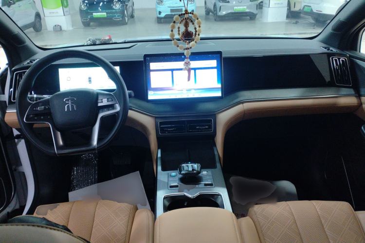 Used BYD Song L DM-i 2024 75km Leading Edition Center Console