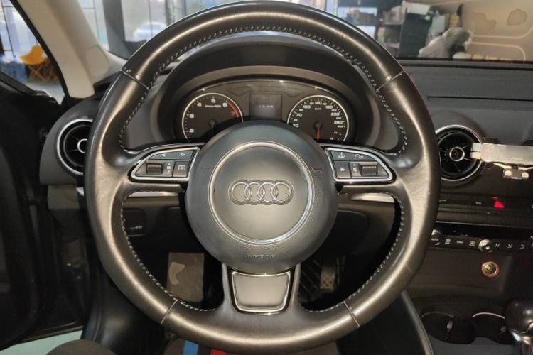 Used Audi A3 2014 Sportback 35 TFSI Automatic Comfort Model
