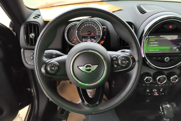 Used MINI Countryman 2017 1.5T COOPER ALL4 Traveler Steering Wheel