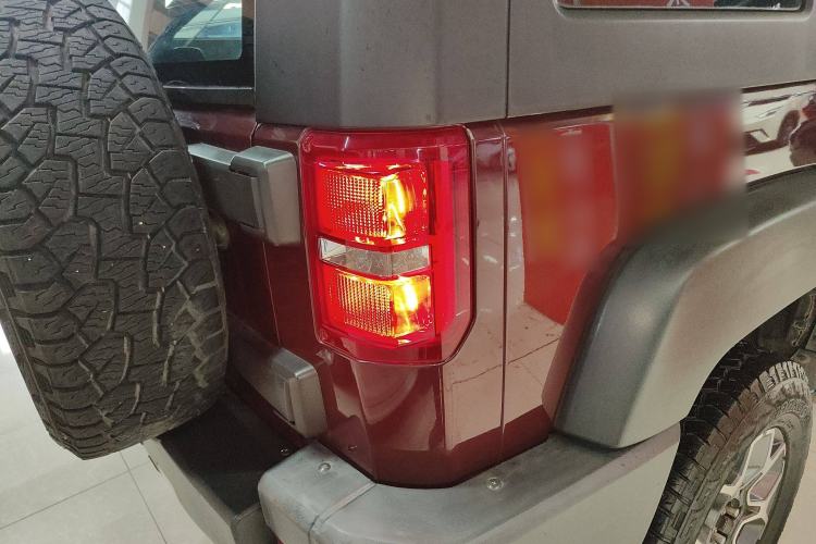 Used BAIC Off-Road BJ40 2016 40L 2.3T Automatic All-Wheel Drive Premium Edition