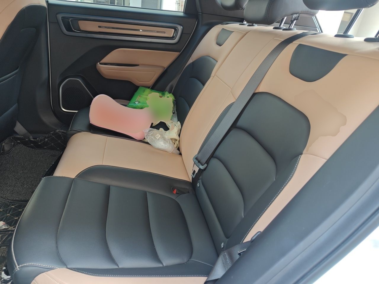 Geely Auto icon 2023 1.5TD Chocolate Smoothie Edition — снимка 17