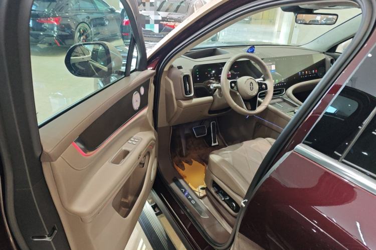 Used Hima AITO M9 2025 Extended-Range Ultra Version 52 kWh 5-Seater Edition
