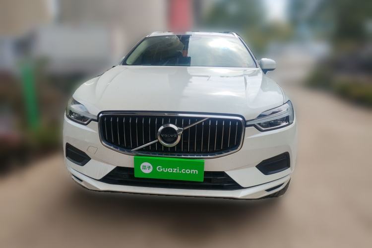 Used Volvo XC60 2019 T5 4x4 Smart Edition China V Standard
