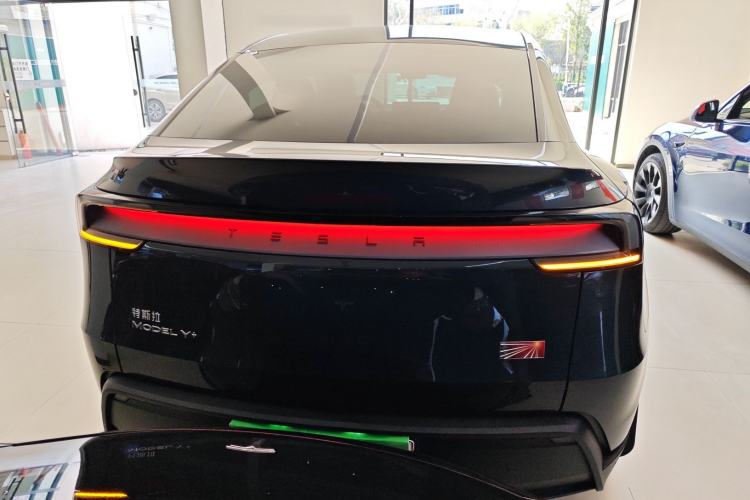 Used Tesla Model Y 2025 Long-Range All-Wheel Drive First Edition Rear