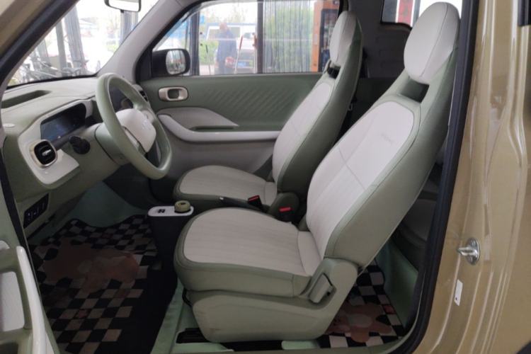 Used Geely Galaxy Panda 2025 210km Panda Rider Left Front Seat