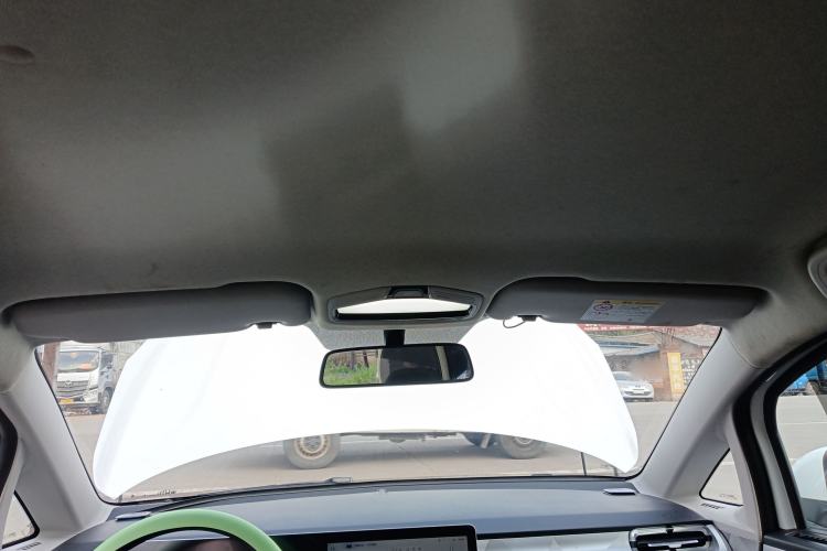 Used Geometry E Firefly 2023 320KM Cute & Handsome Tiger 5 Seats