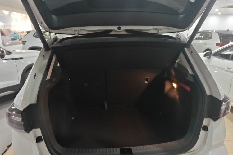 Used Volkswagen Tharu 2024 300TSI Two-Wheel-Drive Moon Luxury Edition