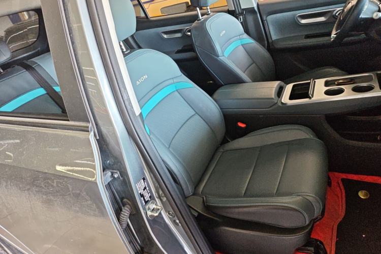 Used AION Y 2023 Younger Star Edition