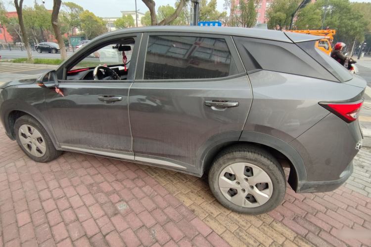 Used Wuling Alvez 2022 1.5L Manual Free-Style Model