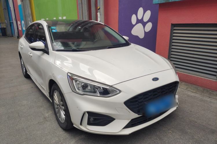 Used Ford Focus 2020 Sedan EcoBoost 180 Automatic Trend Edition Front Right 45 Deg