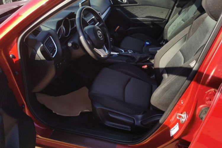 Used Mazda Mazda 3 Axela 2014 Sedan 1.5L Automatic Luxury Model