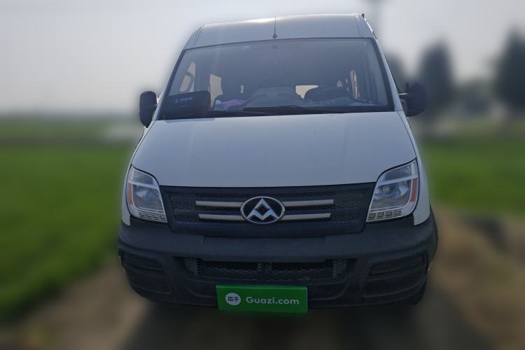 Used SAIC MAXUS Xintu V80 2016 2.5T Manual Aoyuntong National IV Long Wheelbase Mid-Height 7-Seater