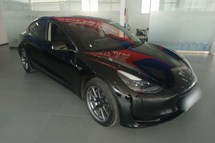 Used Tesla Model 3 2022 Rear-Wheel-Drive Version Front Right 45 Deg