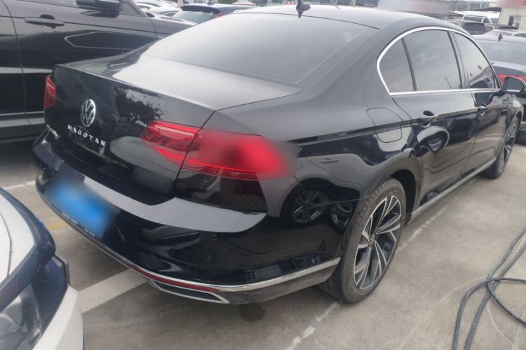 Used Volkswagen Magotan 2020 330TSI DSG Luxury Edition Rear Right 45 Deg