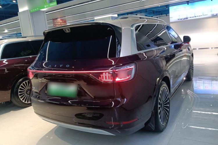 Used Hima AITO M9 2025 Extended-Range Ultra Version 52 kWh 6-Seater
