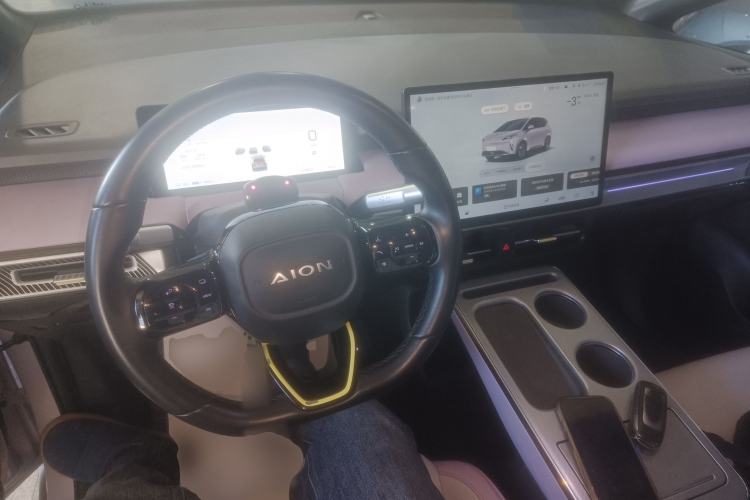 Used AION Y 2022 Plus 70 Smart Edition