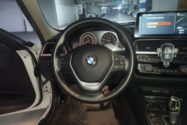 Used BMW 3 Series 2018 320Li Fashion Model Steering Wheel