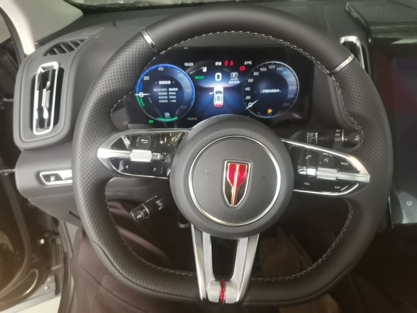 Hongqi HS3 PHEV 2025 Model 117km Jingwei Edition — снимка 13