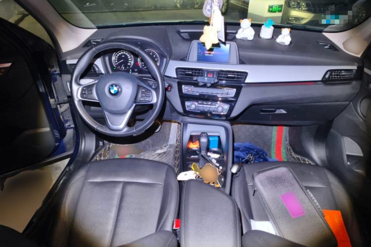 Used BMW X1 2019 sDrive20Li Leading Model Center Console