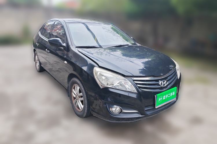 Used Hyundai Celesta 2011 1.6L Automatic Comfort Edition Front Right 45 Deg