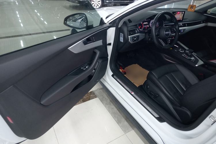 Used Audi A5 2017 Coupe 40 TFSI Fashion Model