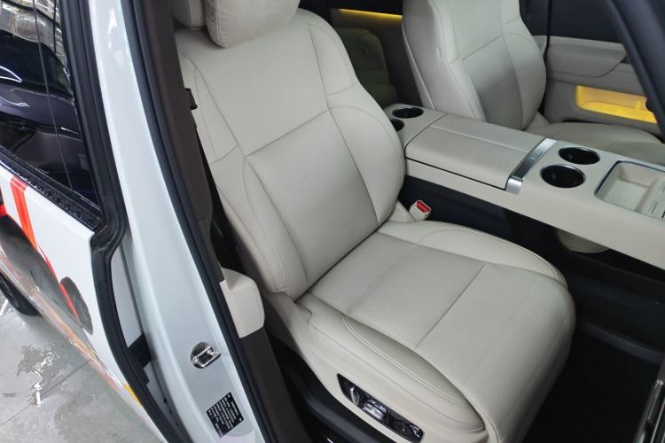 Used Li Auto MEGA 2024 Ultra Model