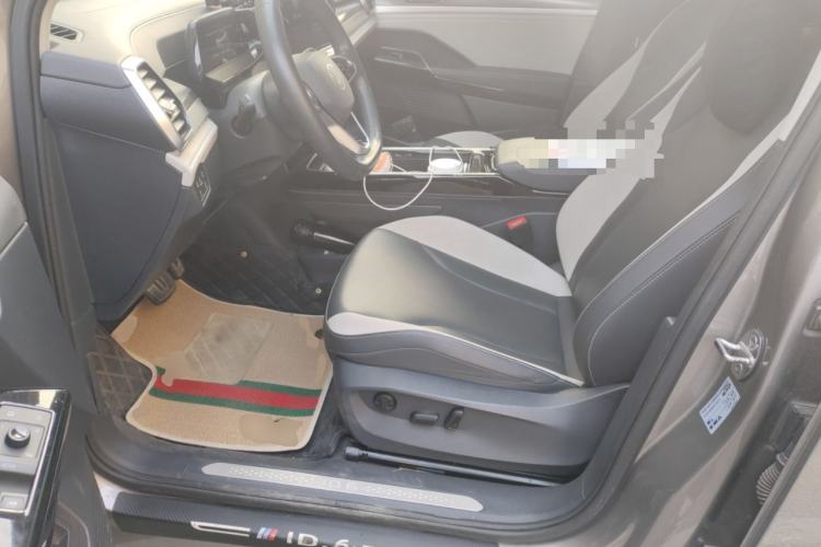 Used Volkswagen ID.6 CROZZ 2021 Long-Range PURE+ Edition Left Front Seat