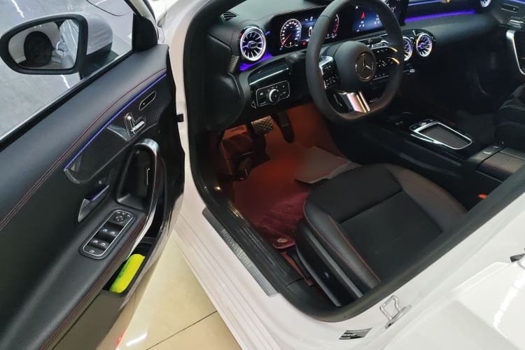 Used Mercedes-Benz A-Class 2024 Updated A 200 L Fashion Version Driver Seat