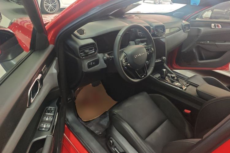 Used Lynk & Co 03 2021 2.0TD Automatic Trendy Champion Edition Driver Seat