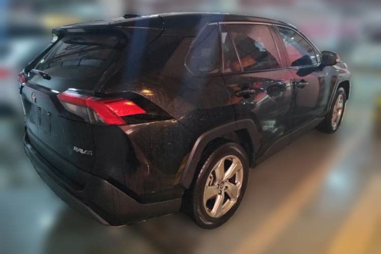 Used Toyota RAV4 2023 2.0L CVT Two-Wheel Drive Fashion Plus Edition