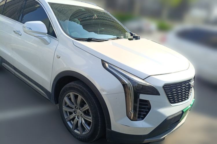 Used Cadillac XT4 2020 28T Two-Wheel-Drive Leading Version
