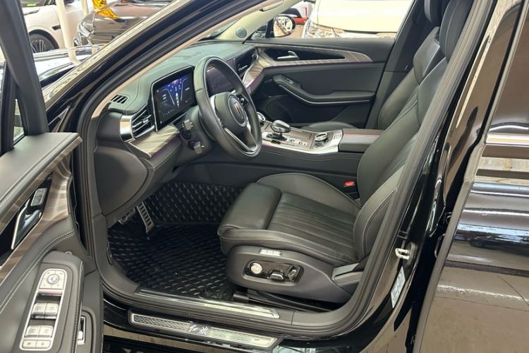 Used Hongqi H9 2022 2.0T Smart Connect Flagship Edition Interior 2