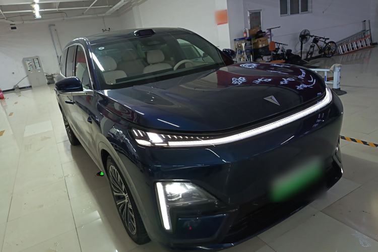 Used Deepal S09 2025 Four-Wheel Drive Ultra+ Custom Edition Front Right 45 Deg