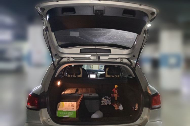 Used Roewe Ei5 2018 Internet Flagship Edition Trunk