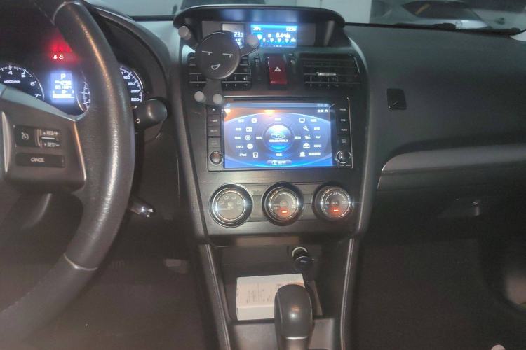 Used Subaru XV 2012 2.0i Comfort Edition
